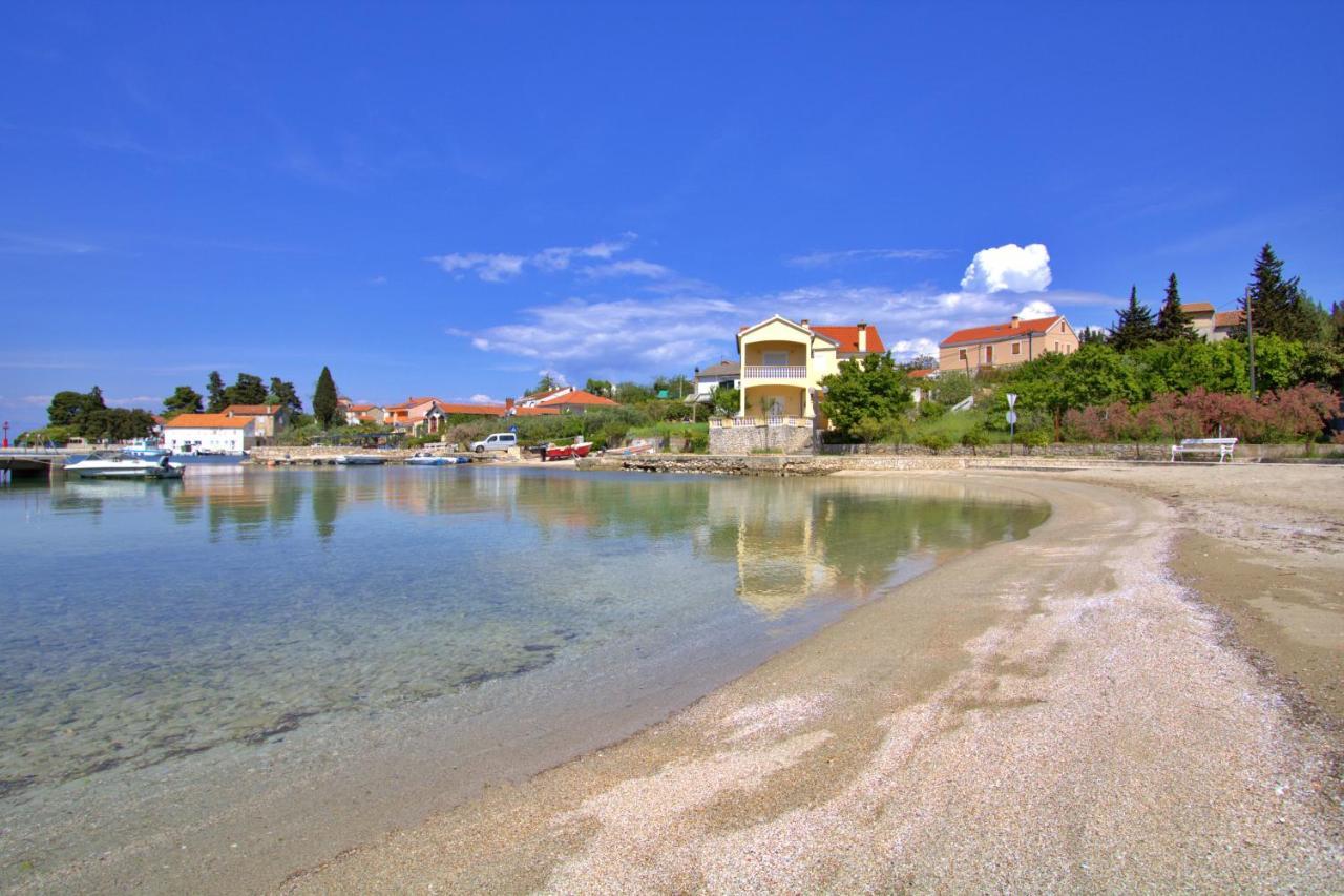 Sunshine Place By The Beach Lukoran Exterior foto